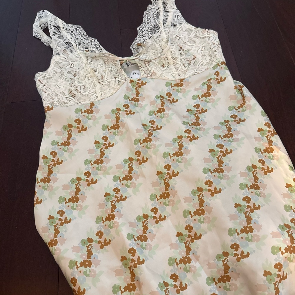 Free People Cream Floral Lace Chemise